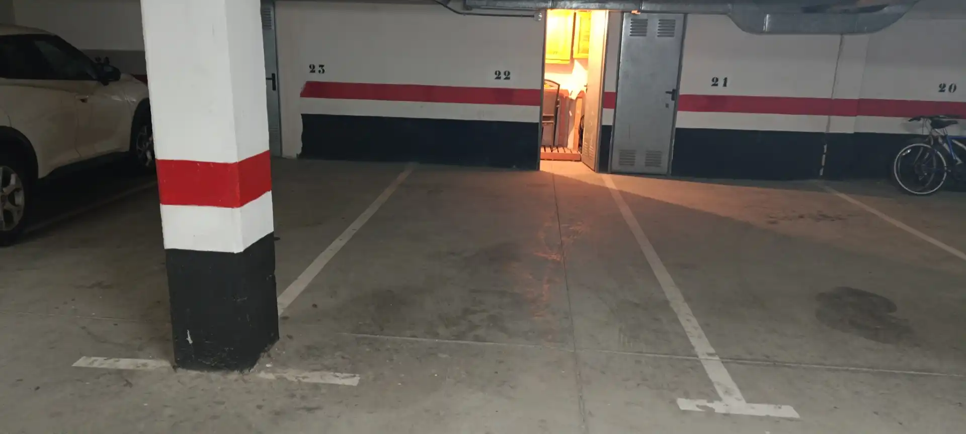 Parkplatz von Garage zum Verkauf in Arona
