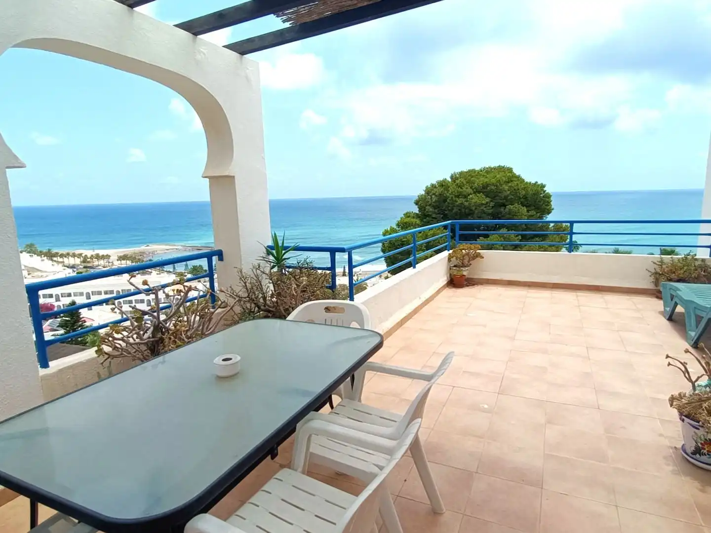 Attic for rent in Calle Alba, 8, Mojácar Playa - Las Ventanicas - La Paratá Terrace of Attic for rent in Mojácar with Air Conditioner, Terrace and Swimming Pool