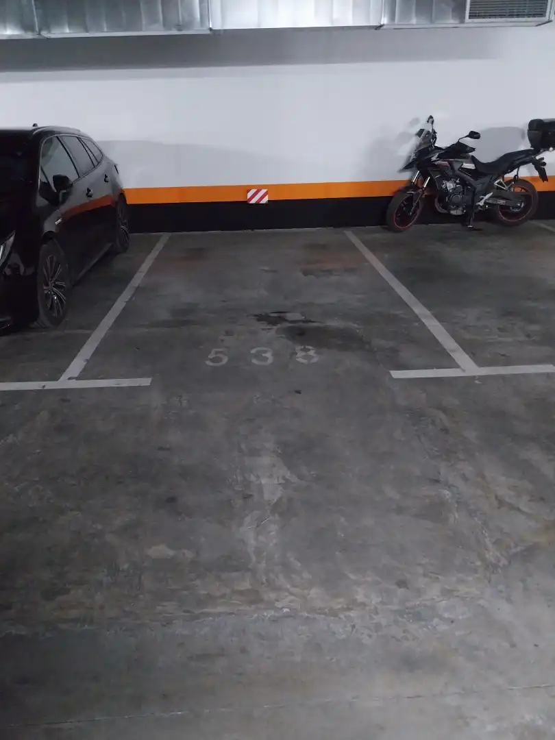 Garage zur Miete in Calle Mayor, 91, Casco Antiguo Parkplatz von Garage zur Miete in Alcorcón