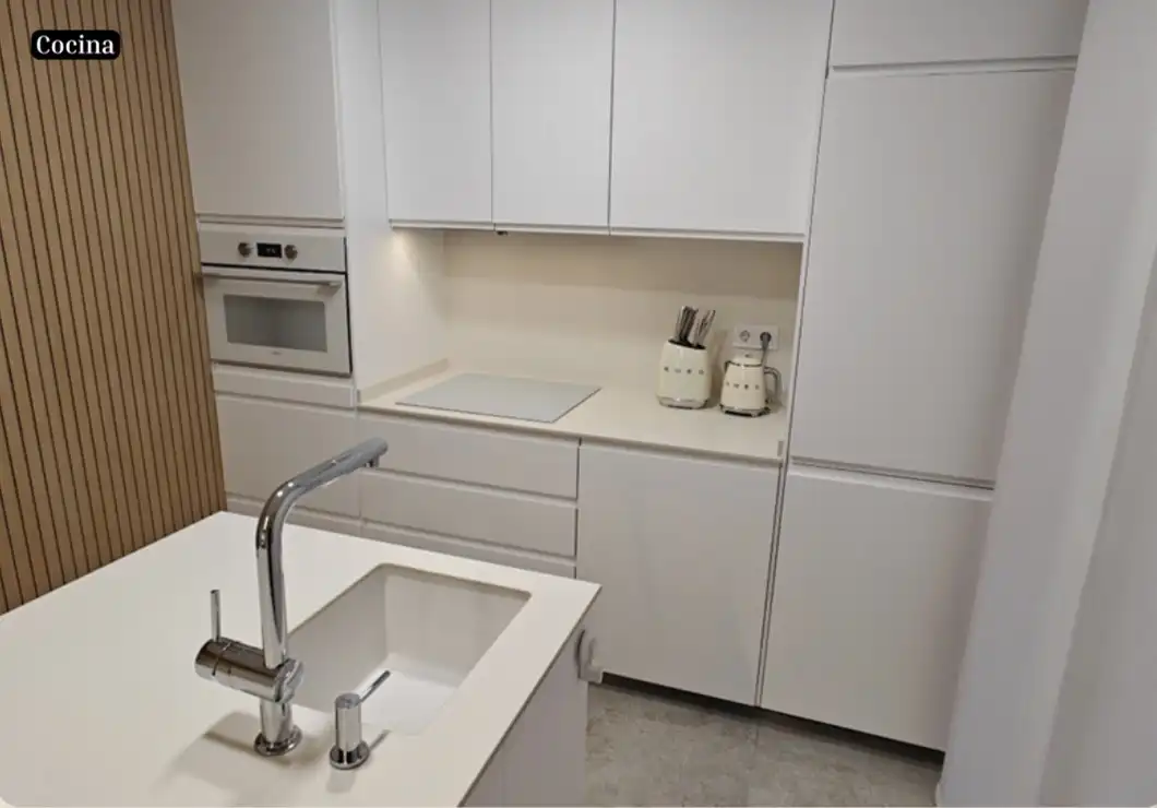 Kitchen of Flat for sale in Pozuelo de Alarcón