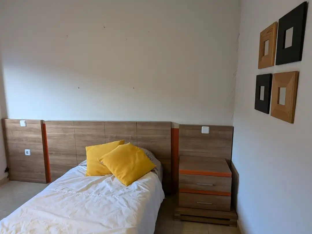 Habitación en Avenida Bulevar del Alto Tajo, 62, Los Valles - Sanz Vázquez - El Fuerte Habitación de Piso para compartir en Guadalajara con Calefacción, Amueblado y Balcón