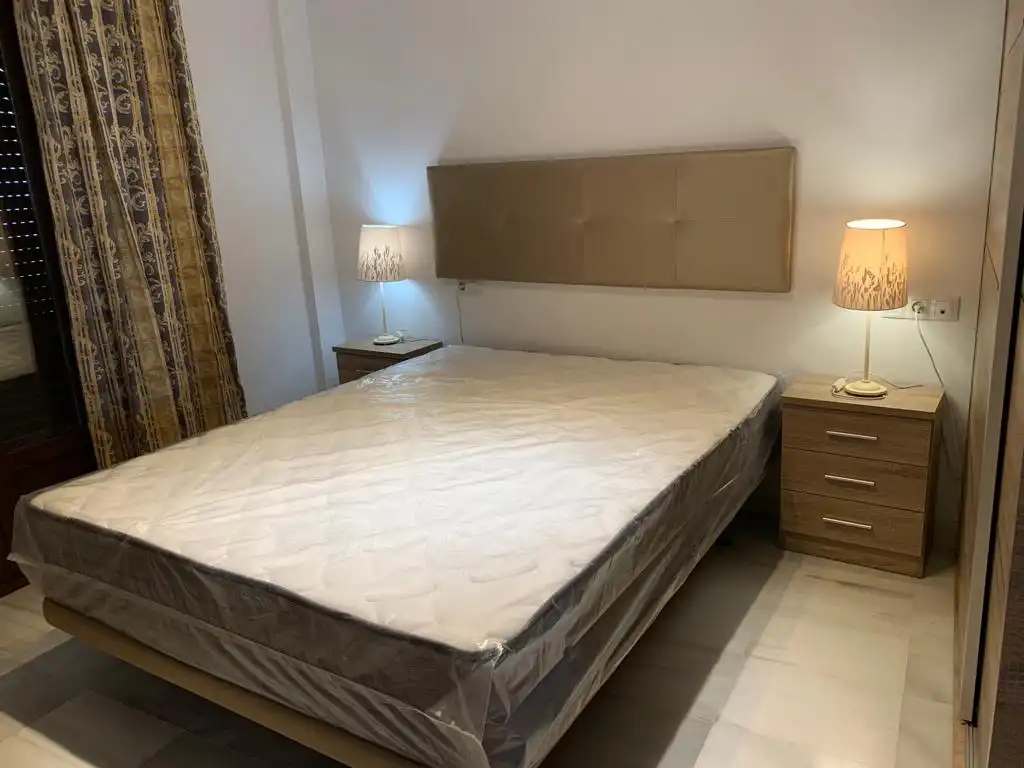 Apartments for rent in Plaza de Colón, 425, Ollerías - San Cayetano Bedroom of Apartments for rent in Córdoba with Air Conditioner, Heating and Terrace
