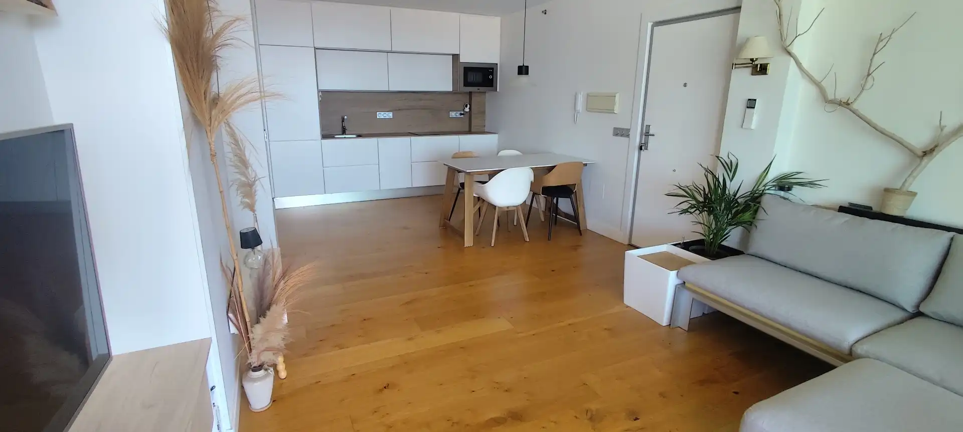 Ático en venta en N-340a, 386, El Puerto Sala de estar de Ático en venta en Roquetas de Mar con Aire acondicionado y Terraza
