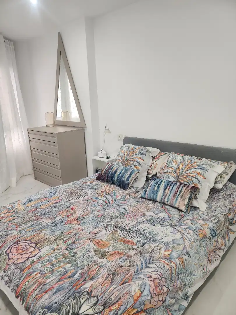 Wohnung zur Miete in Avenida Cayetano del Toro, 21, Paseo Marítimo - San José - La Laguna Schlafzimmer von Wohnung zur Miete in Cádiz mit Klimaanlage, Heizung und Möbliert