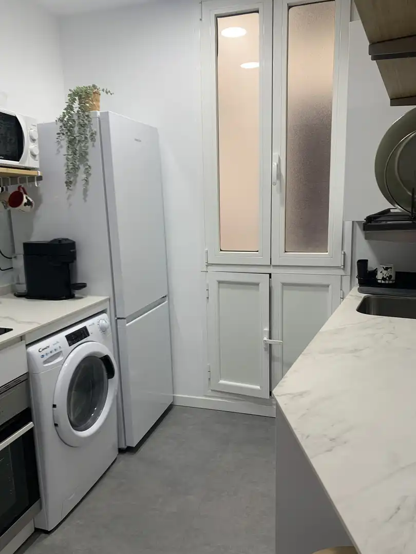 Habitación en Calle de Juan Duque, 9, Imperial Cocina de Piso para compartir en Madrid con Calefacción, Parquet y Trastero