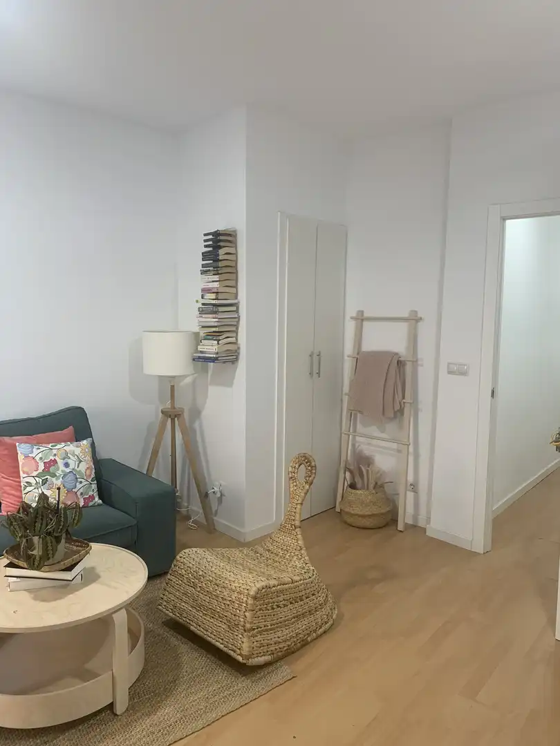 Habitación en Calle de Juan Duque, 9, Imperial Habitación de Piso para compartir en Madrid con Calefacción, Parquet y Trastero