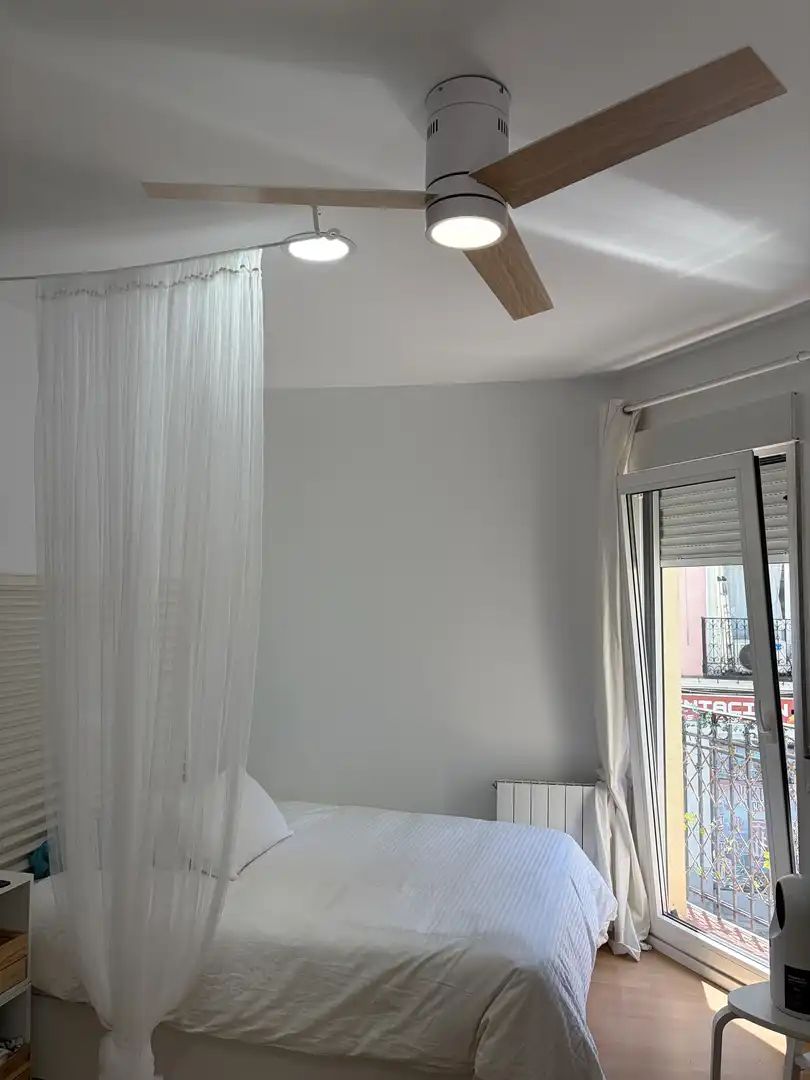 Habitación en Calle de Juan Duque, 9, Imperial Habitación de Piso para compartir en Madrid con Calefacción, Parquet y Trastero