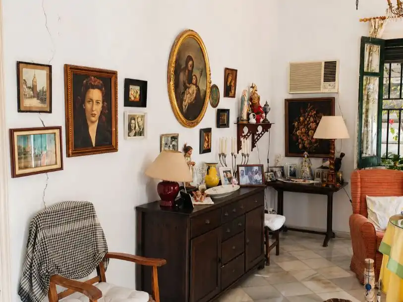 Casa o xalet en venda a Calle Lima, 28, Heliópolis Sala d'estar de Casa o xalet en venda en Sevilla Capital amb Terrassa