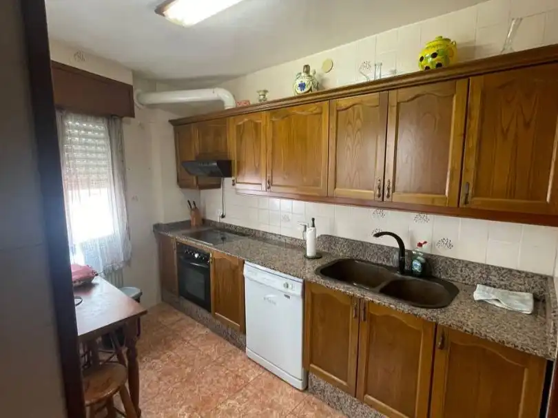 Piso en venta en Calle Hernán Cortés, 22, Motilla del Palancar Cocina de Piso en venta en Motilla del Palancar con Aire acondicionado, Calefacción y Parquet
