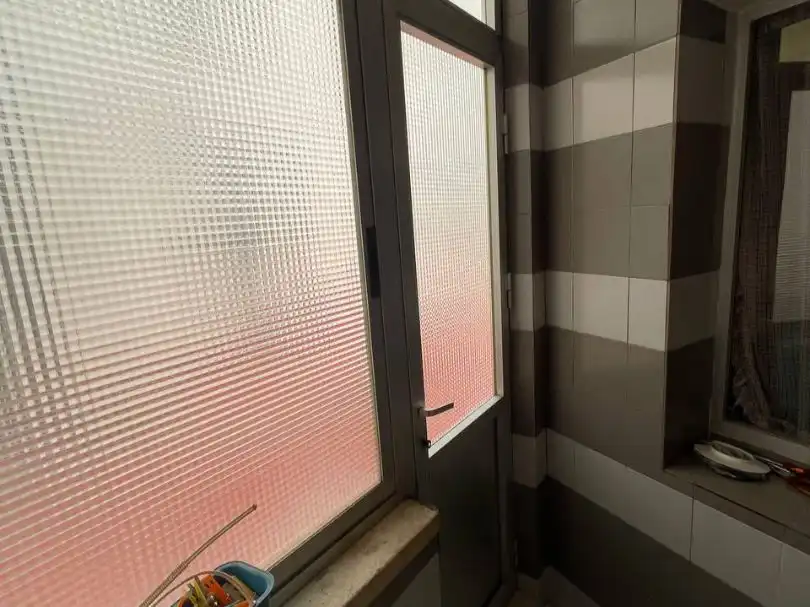 Piso en venta en Calle Hernán Cortés, 22, Motilla del Palancar Baño de Piso en venta en Motilla del Palancar con Aire acondicionado, Calefacción y Parquet