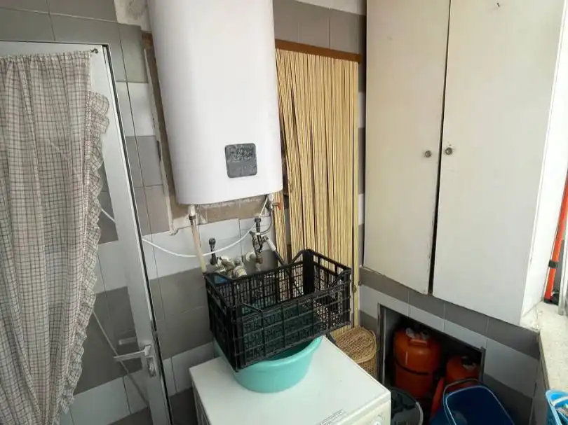 Piso en venta en Calle Hernán Cortés, 22, Motilla del Palancar Baño de Piso en venta en Motilla del Palancar con Aire acondicionado, Calefacción y Parquet