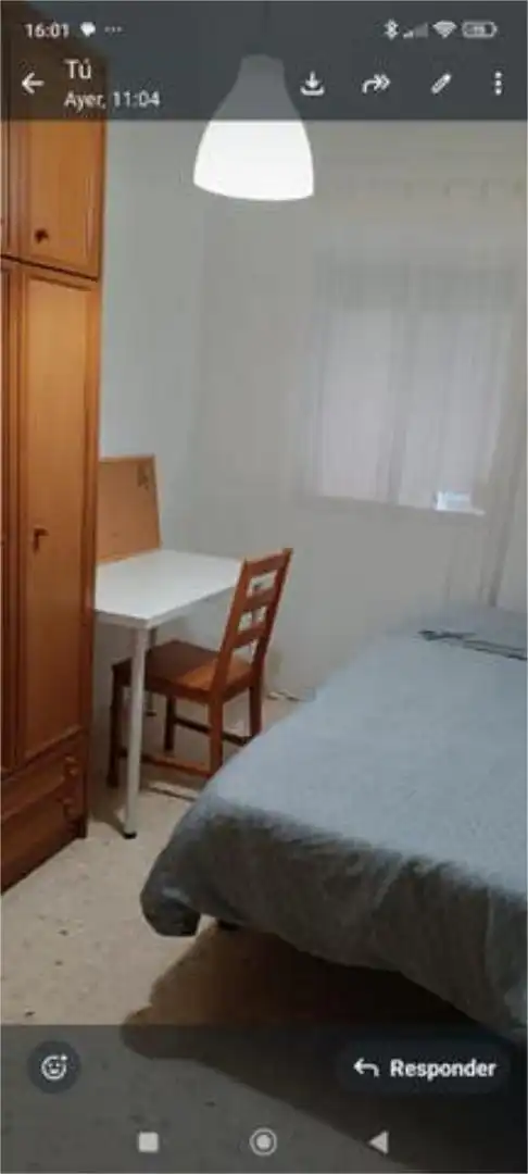 Piso de alquiler en Cruz Roja Habitación de Piso de alquiler en Sevilla con Calefacción, Terraza y Amueblado