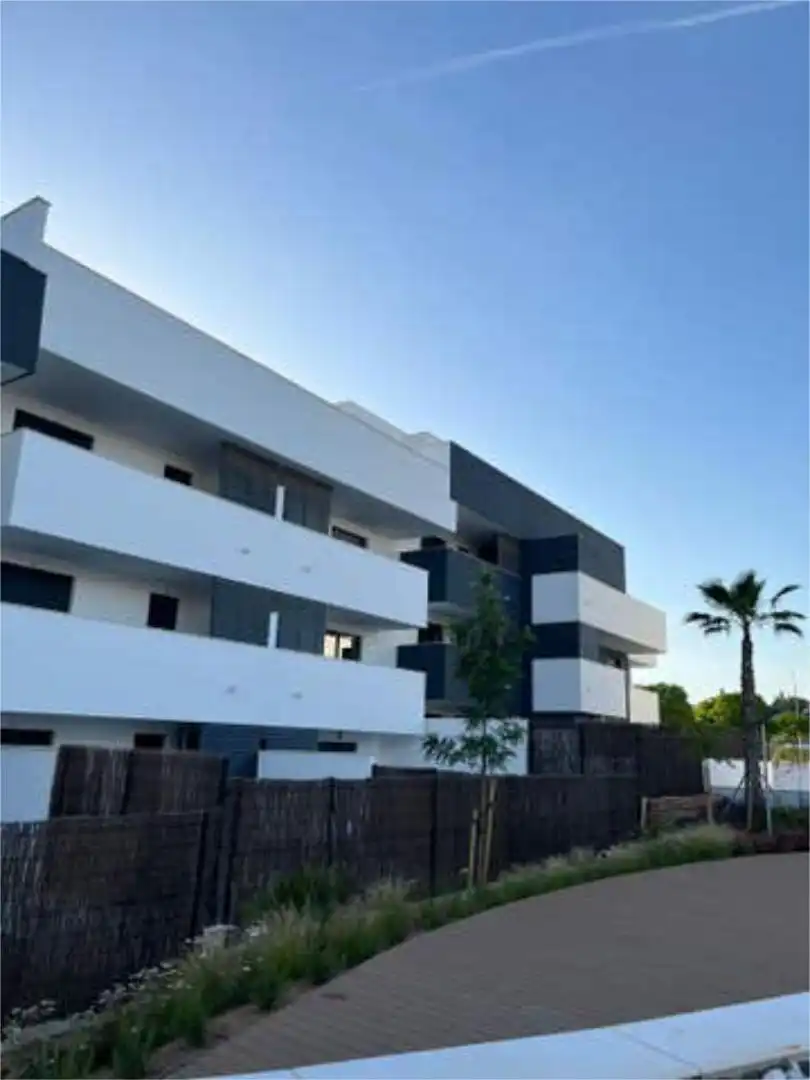 Wohnung zur Miete in Santa Isabel Außenansicht von Wohnung zur Miete in Málaga mit Heizung, Privatgarten und Terrasse