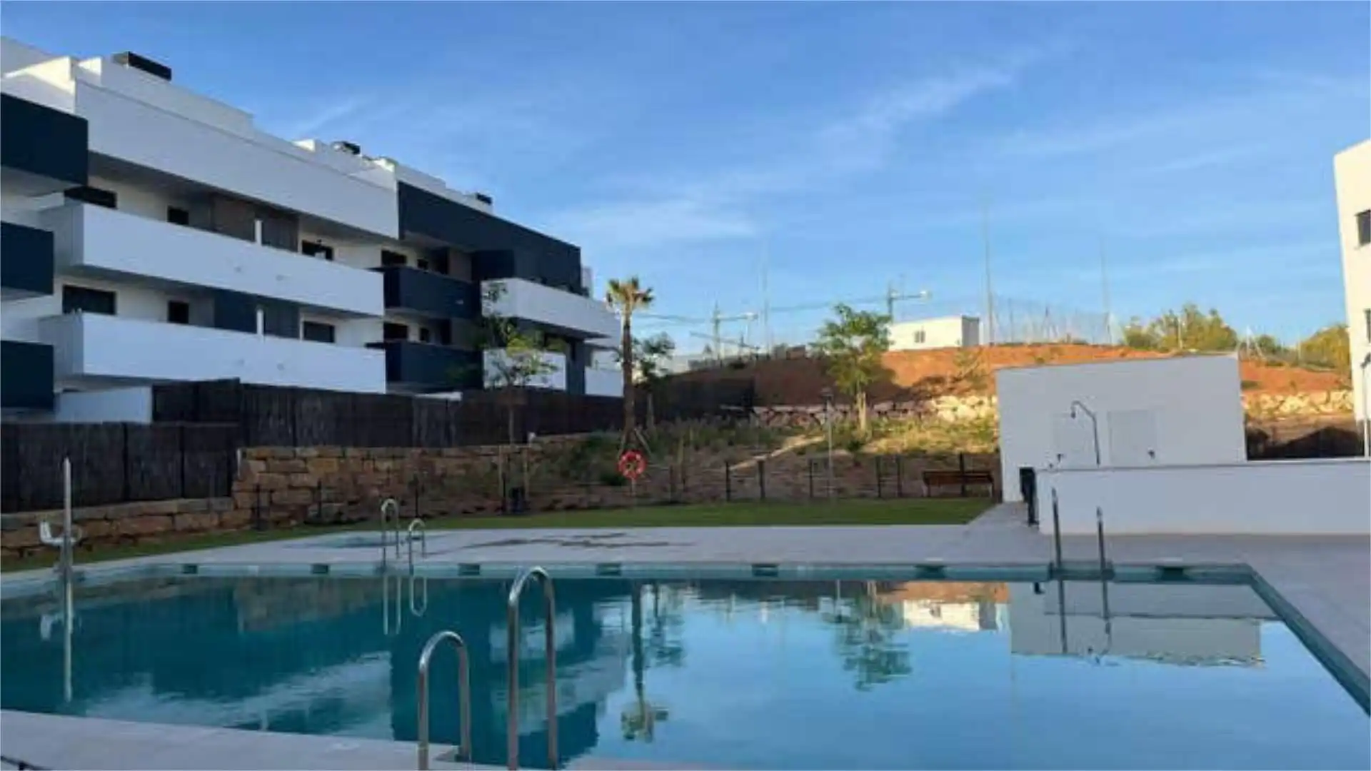 Wohnung zur Miete in Santa Isabel Schwimmbecken von Wohnung zur Miete in Málaga mit Heizung, Privatgarten und Terrasse