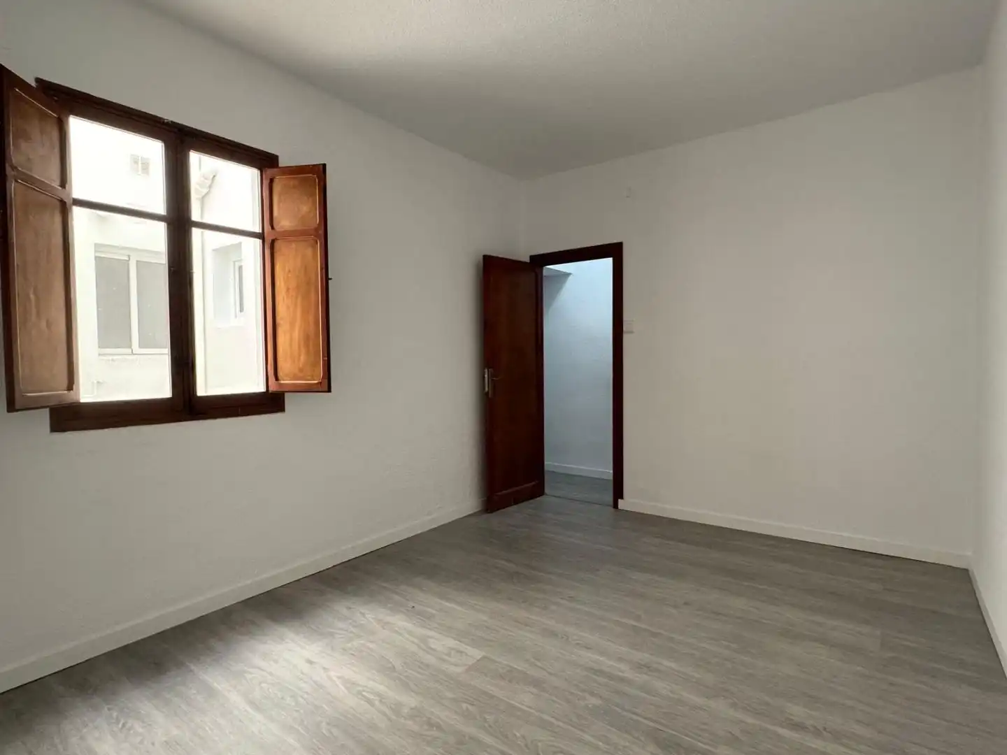 Flat for rent in Carrer de Sorita, 16, Estación - Universidad
