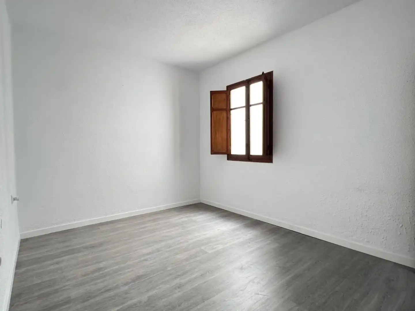 Flat for rent in Carrer de Sorita, 16, Estación - Universidad