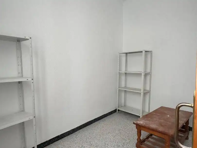 Flat for rent in Carrer de Sorita, 16, Estación - Universidad