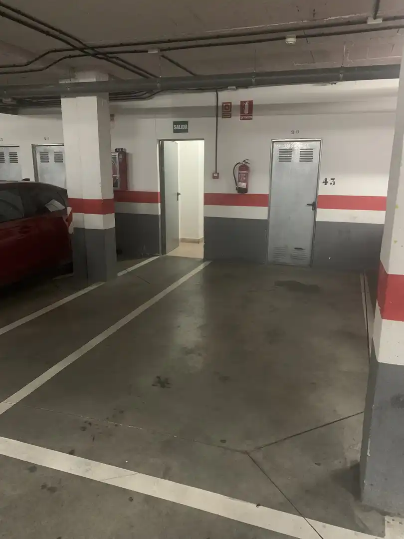 Garage zur Miete in Calle de Luis Rosales, 4, Puerta de Toledo - Atalaya Parkplatz von Garage zur Miete in Ciudad Real