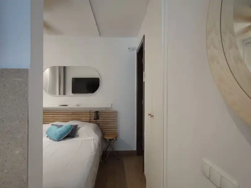 Study for rent in Carrer de Bailèn, 166, Dreta de l'Eixample Bedroom of Study for rent in Barcelona with Parquet flooring and Furnished