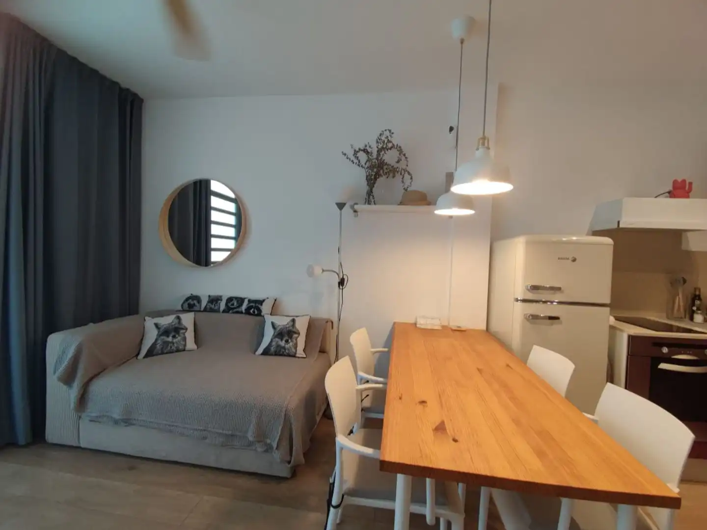 Study for rent in Carrer de Bailèn, 166, Dreta de l'Eixample Living room of Study for rent in Barcelona with Parquet flooring and Furnished
