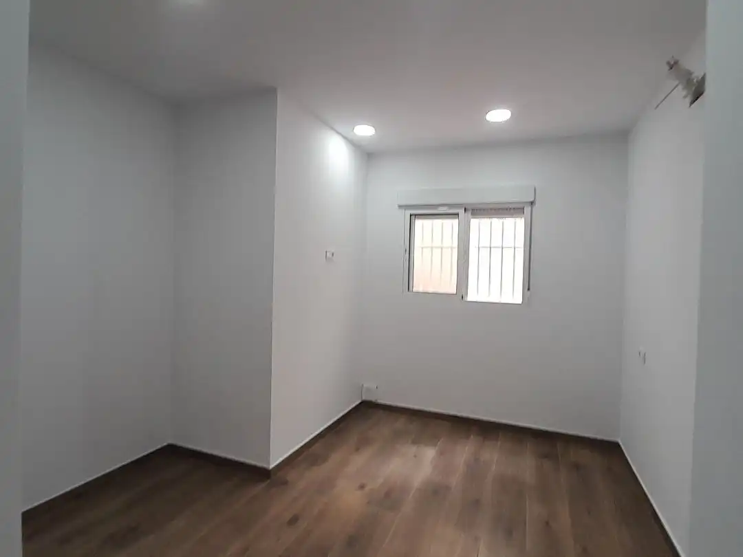 Apartamento en venta en Calle Periana, 4, Santa Cristina - San Rafael Habitación de Apartamento en venta en Málaga