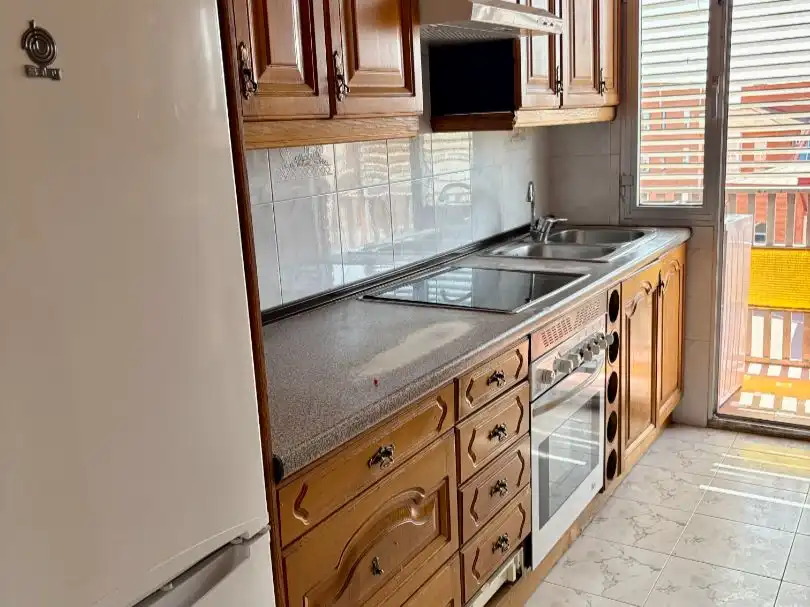Piso en venta en Calle de Juan Antonio Maroto, 15, Puente de Vallecas Cocina de Piso en venta en Madrid Capital con Aire acondicionado y Balcón