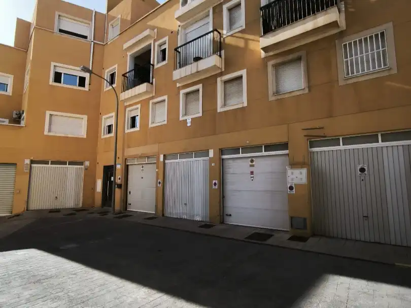 Piso en venta en Calle Bronce, 9, El Puerto Parking de Piso en venta en Roquetas de Mar con Aire acondicionado y Balcón
