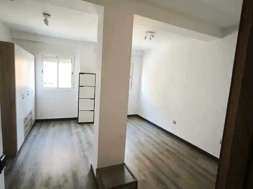 Piso en venta en Calle Bronce, 9, El Puerto Habitación de Piso en venta en Roquetas de Mar con Aire acondicionado y Balcón