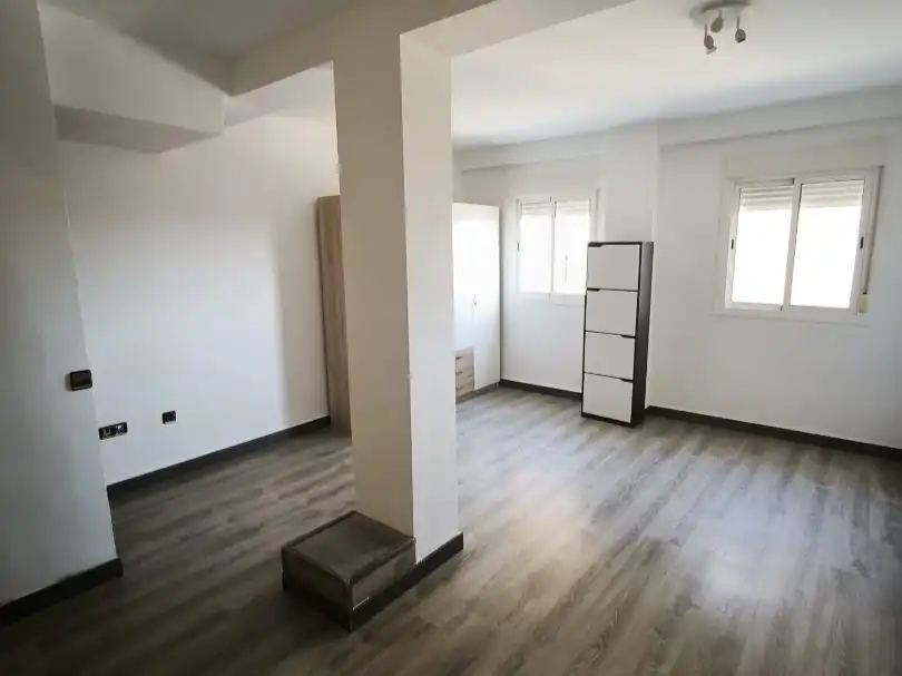 Piso en venta en Calle Bronce, 9, El Puerto Habitación de Piso en venta en Roquetas de Mar con Aire acondicionado y Balcón