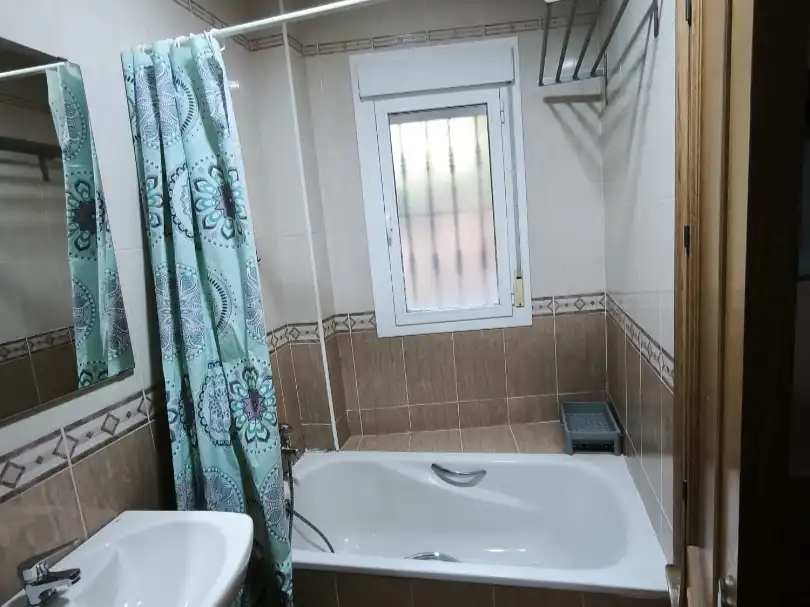Piso en venta en Calle Bronce, 9, El Puerto Baño de Piso en venta en Roquetas de Mar con Aire acondicionado y Balcón