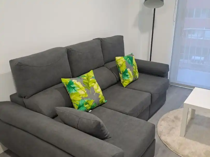 Piso de alquiler en Paseo Chil, 309, Guanarteme Sala de estar de Piso de alquiler en Las Palmas de Gran Canaria con Aire acondicionado y Balcón