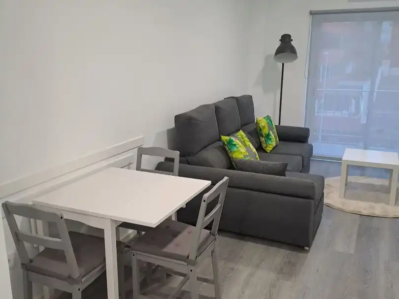 Piso de alquiler en Paseo Chil, 309, Guanarteme Sala de estar de Piso de alquiler en Las Palmas de Gran Canaria con Aire acondicionado y Balcón