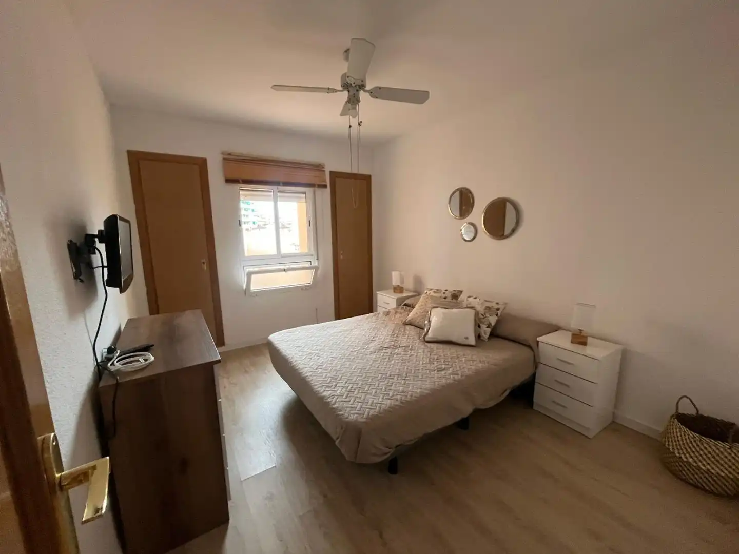 Apartments for rent in Avinguda de la Constitució, 13, Platja de la Pobla de Farnals Bedroom of Apartments for rent in La Pobla de Farnals with Air Conditioner, Heating and Parquet flooring