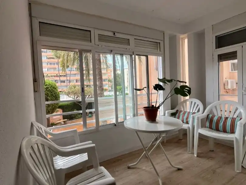 Apartments for rent in Avinguda de la Constitució, 13, Platja de la Pobla de Farnals Exterior view of Apartments for rent in La Pobla de Farnals with Air Conditioner, Heating and Parquet flooring