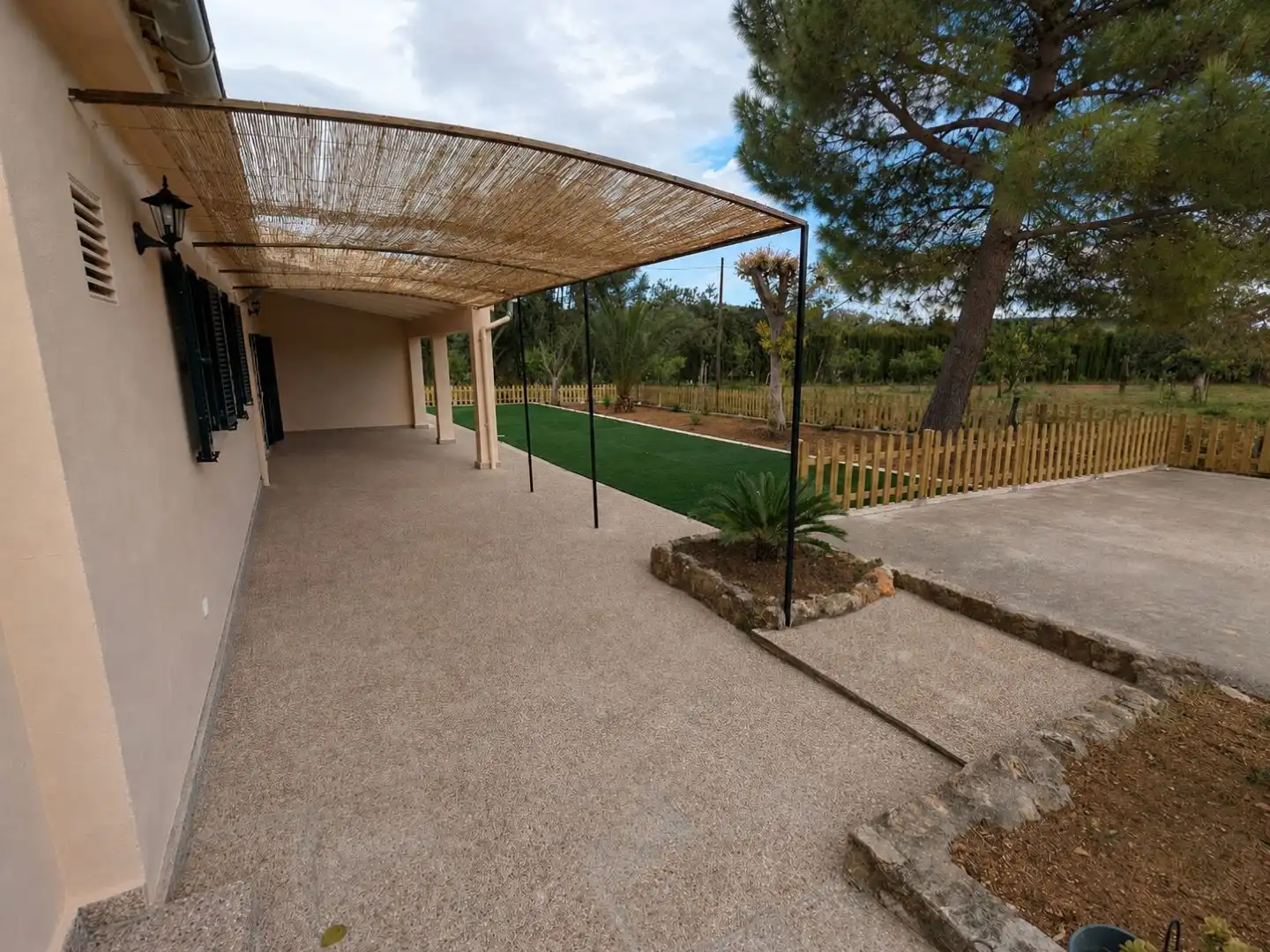 Casa o chalet de alquiler en Diseminado Disseminats Poligon 4, 120, Alaró Terraza de Casa o chalet de alquiler en Alaró con Aire acondicionado, Calefacción y Jardín privado