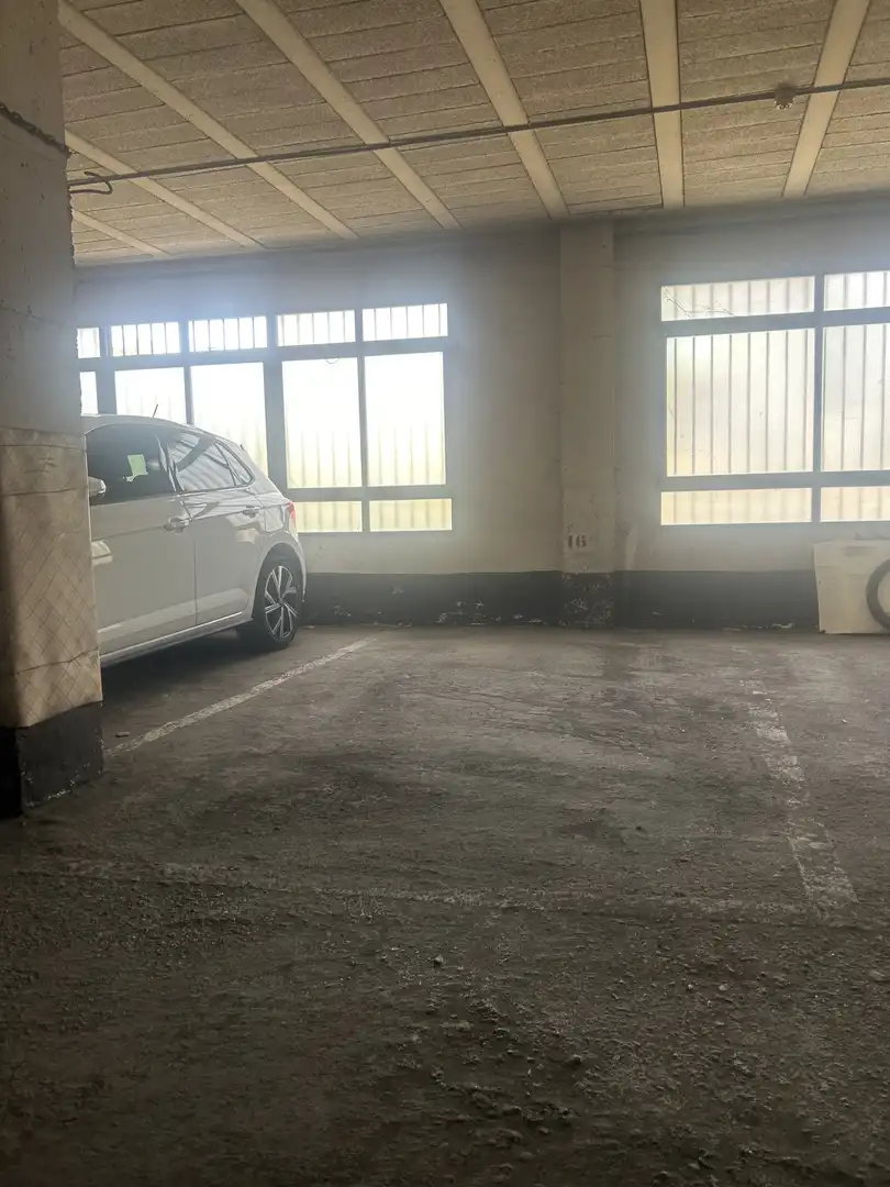 Garaje en venta en Carrer Juan Ramón Jiménez, 4, Centro