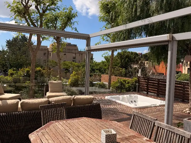 Einfamilien-Reihenhaus zum Verkauf in Sant Gervasi i la Bonanova Einfamilien-Reihenhaus zum Verkauf in Sant Gervasi i la Bonanova