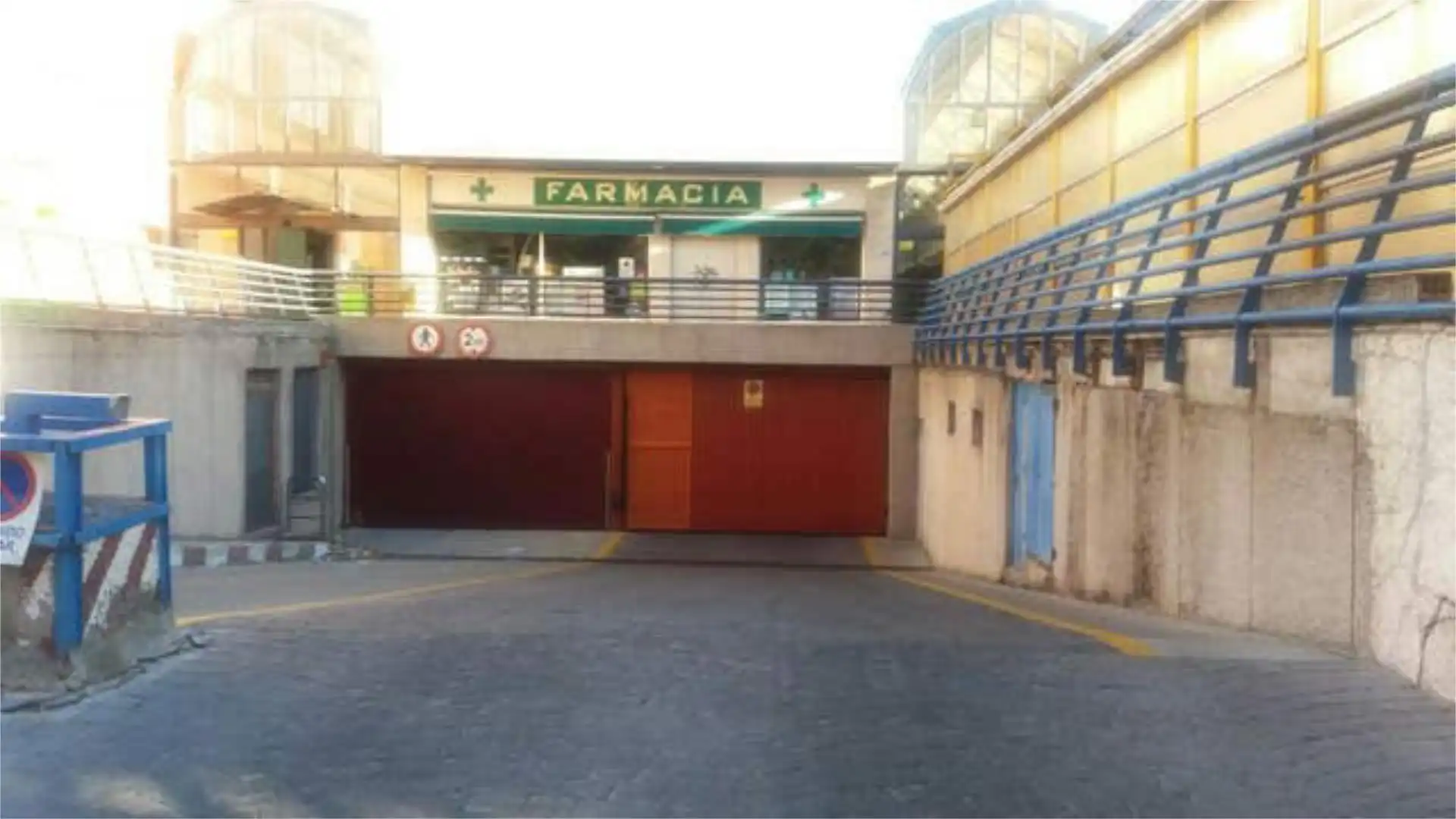 Parking of Garage for rent in Fuenlabrada