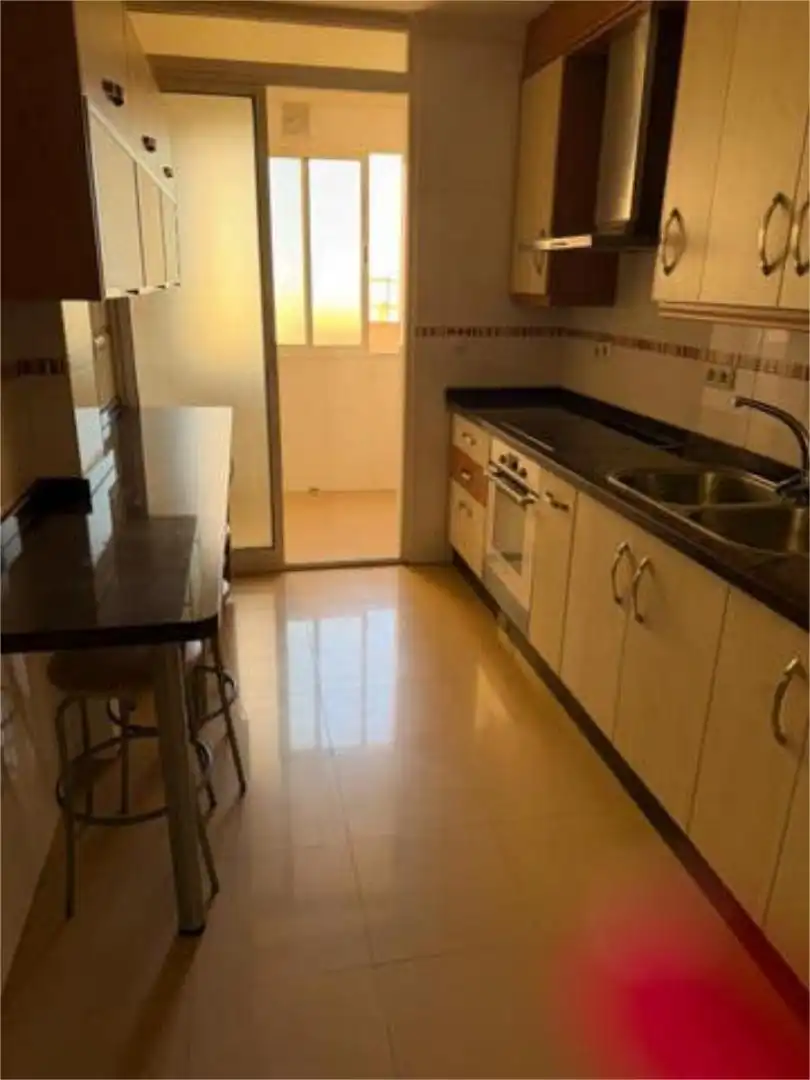 Piso de alquiler en Guadix Cocina de Piso de alquiler en Guadix con Calefacción y Terraza