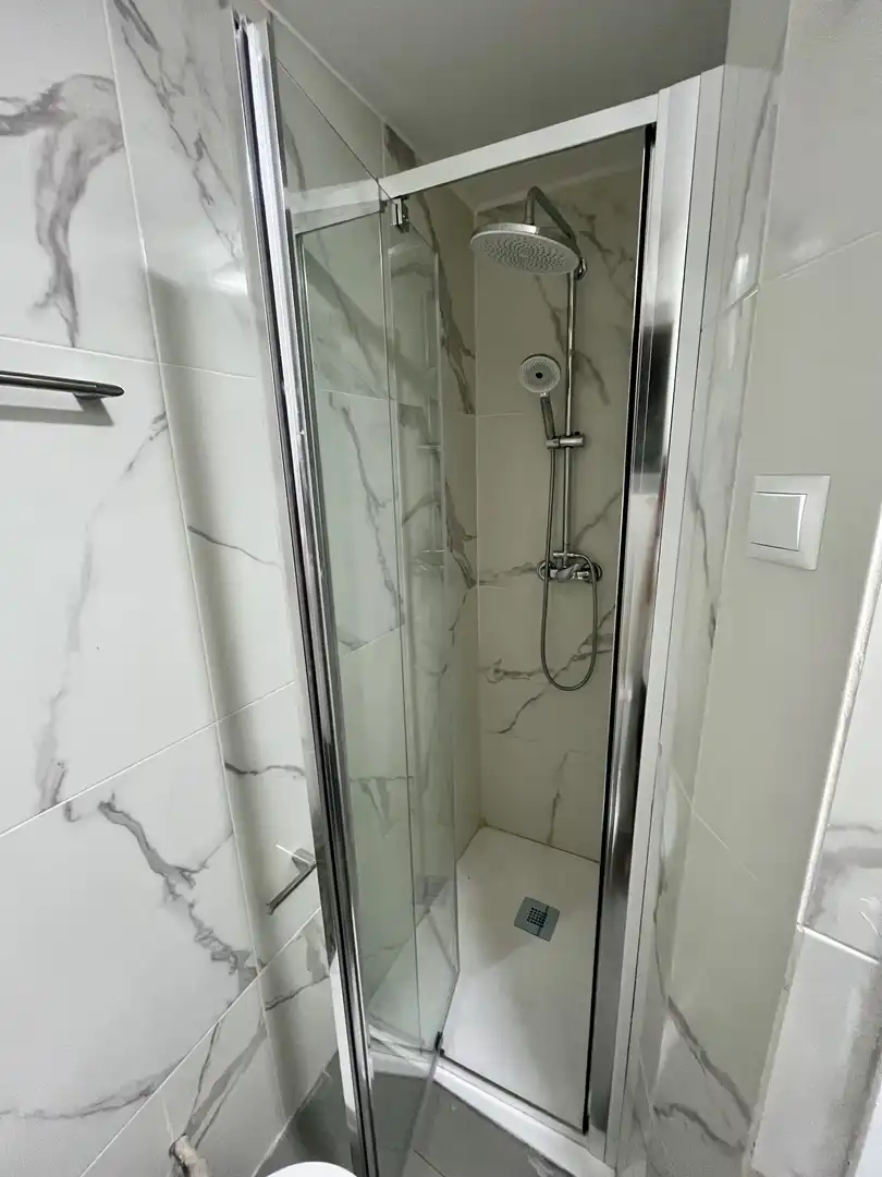 Flat for rent in Carrer Reis Catòlicos, 7, Tavernes Blanques Bathroom of Flat for rent in Tavernes Blanques with Air Conditioner, Furnished and Balcony