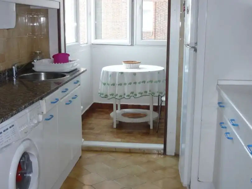 Cocina de Piso de alquiler en Santander