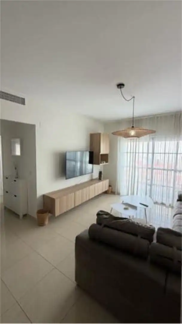 Sala de estar de Piso de alquiler en Fuengirola con Calefacción y Amueblado