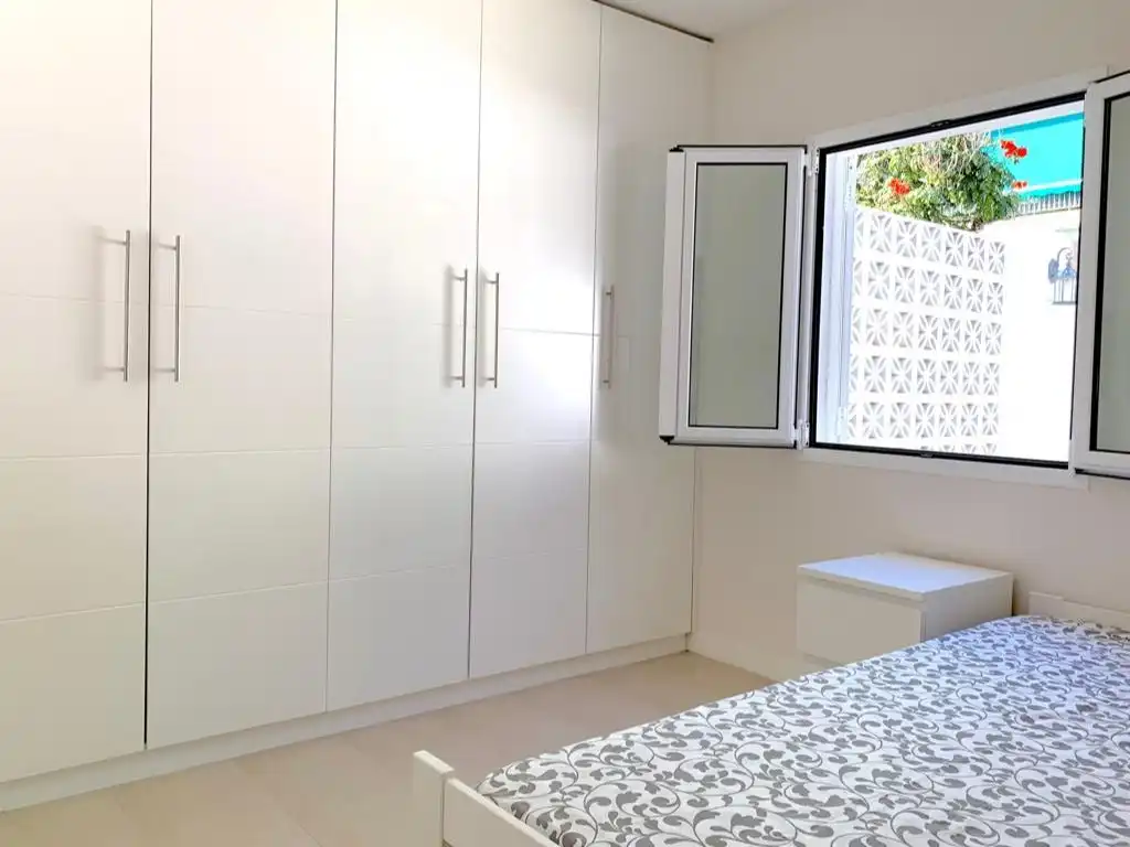 Piso en venta en Calle Taunus, 32, Las Caletillas - Punta Larga Habitación de Piso en venta en Candelaria con Aire acondicionado, Calefacción y Terraza