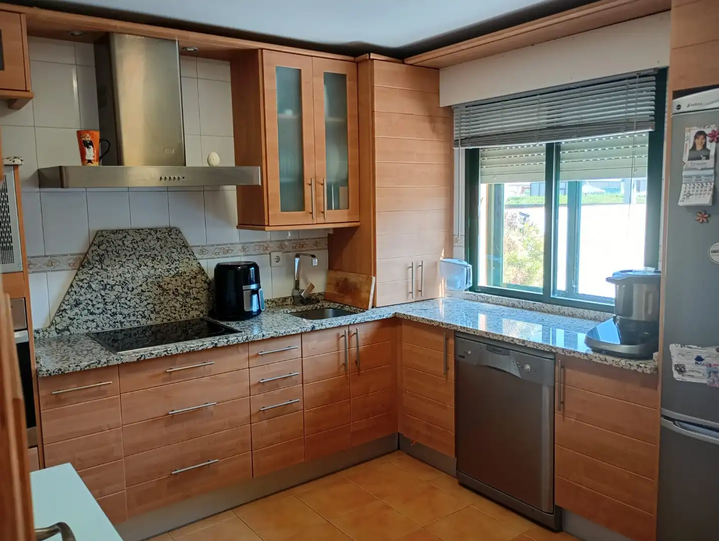 Casa o chalet en venta en Calle Tardobispo, 6, Morales del Vino Cocina de Casa o chalet en venta en Morales del Vino con Terraza