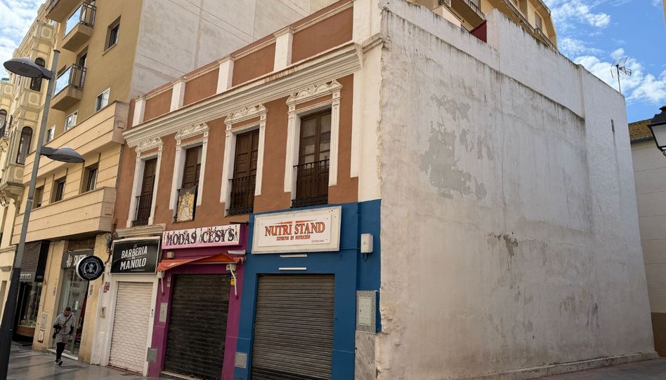 Piso en venta en Calle Real, 35, Centro, Ceuta Capital - imagen 1 Foto 1 de Piso en venta en Calle Real, 35, Centro, Ceuta Capital