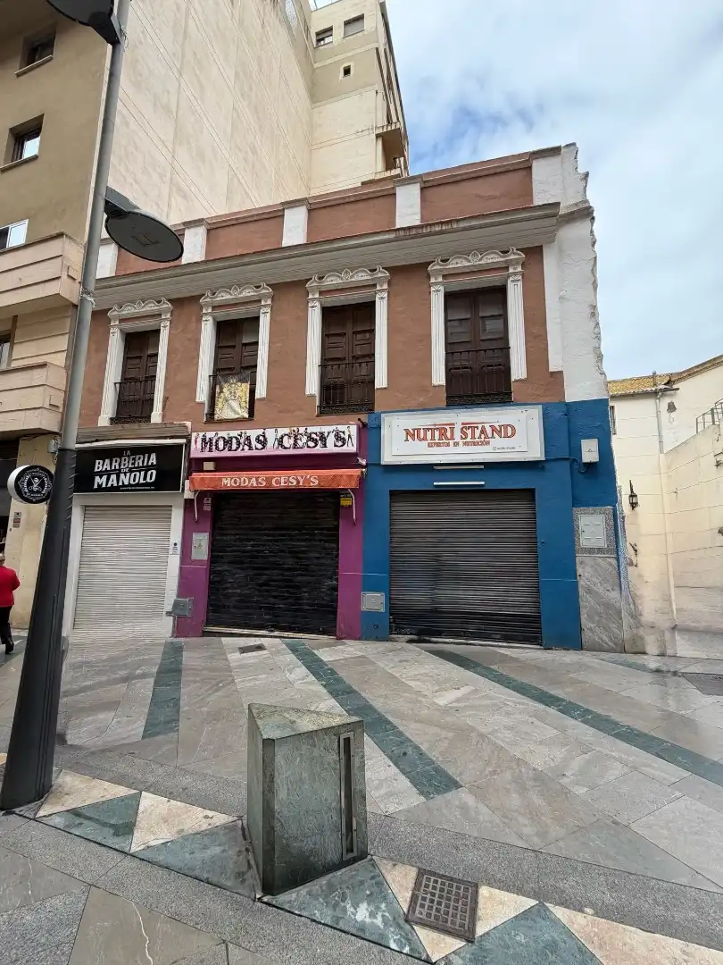 Piso en venta en Calle Real, 35, Centro Vista exterior de Piso en venta en Ceuta