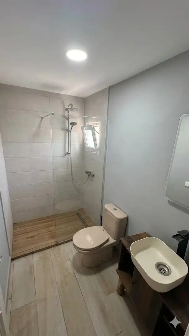 Casa o chalet en venta en Anna Baño de Casa o chalet en venta en Anna con Jardín privado, Parquet y Terraza