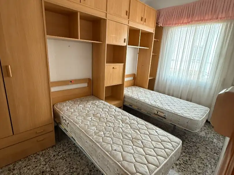 Wohnung zum Verkauf in Carrer Afrodisio Barbero, 5, Petrer Schlafzimmer von Wohnung zum Verkauf in Petrer mit Klimaanlage und Balkon