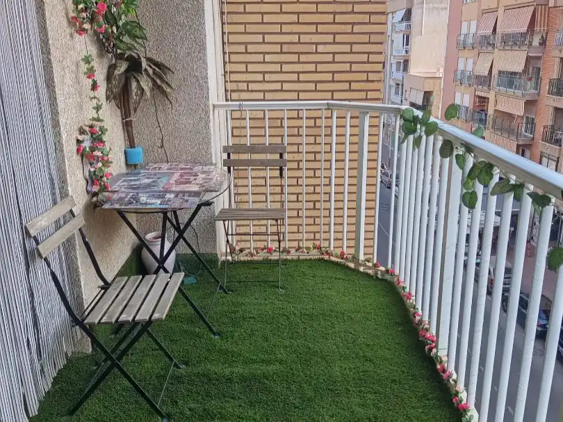 Flat for rent in Avenida Juan Carlos I, 96, Casco Antiguo