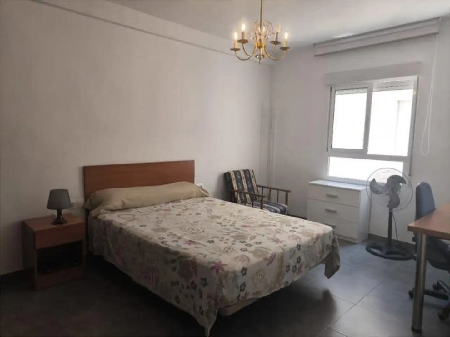 Habitación de Piso de alquiler en Elche / Elx